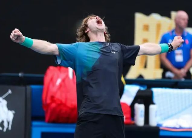 收官日的看 收官日的看