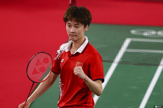 路与中路防 路与中路防